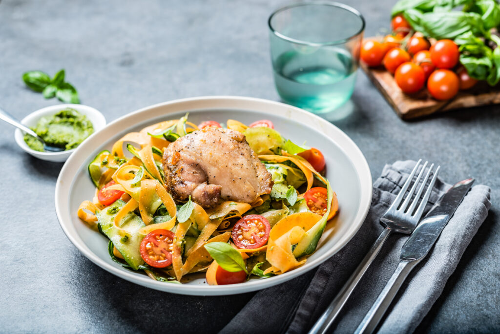 Toorpasta pestoga ja ahjukana