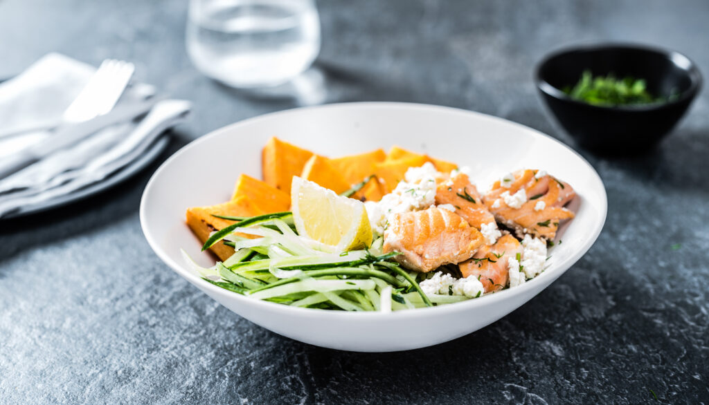 Bataat lõhe ja fetaga