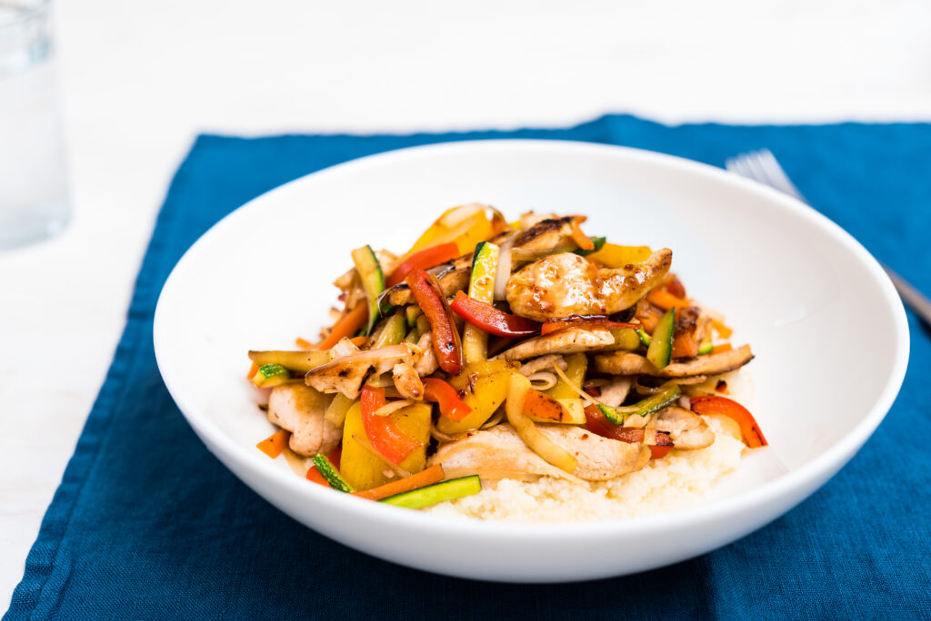 Eksootiline kana-kuskussisalat