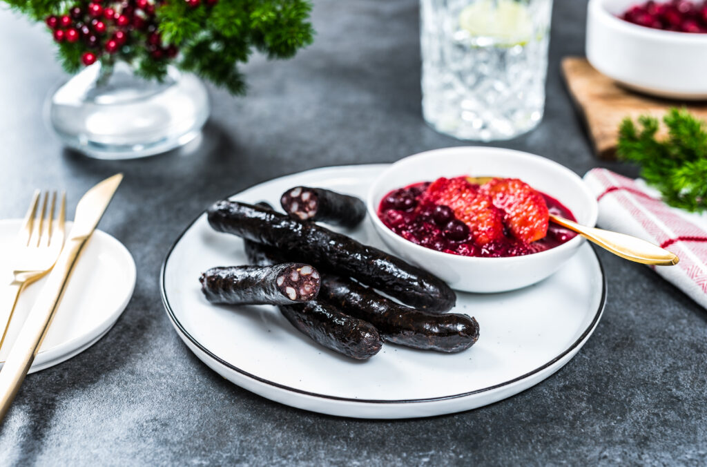 Verivorstiroog jõhvika-apelsini dipiga