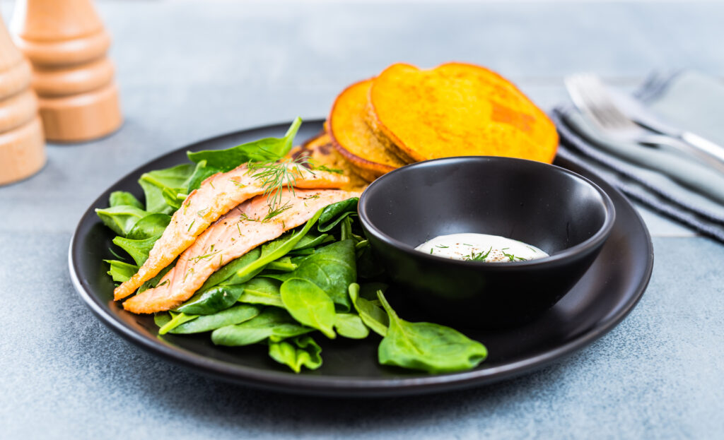 Soolased pannkoogid lõhega