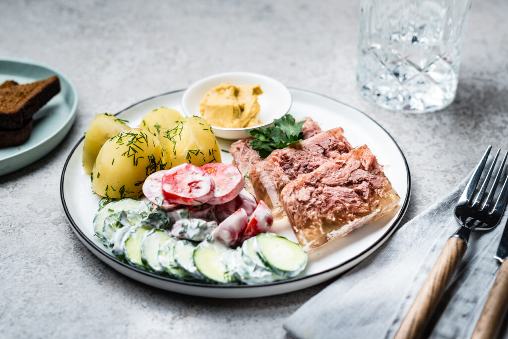 Sült keedukartuliga