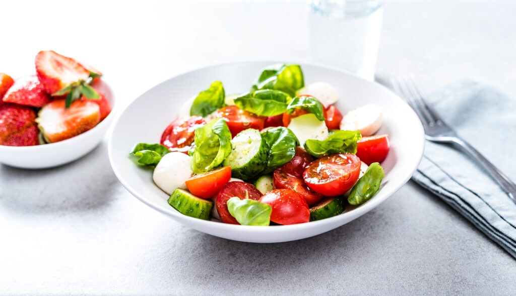 Tomati-mozzarella salat