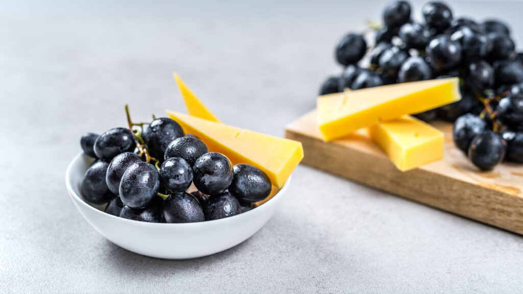 Viinamarjad ja juust